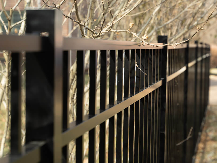 Aluminum fence company in Wyoming