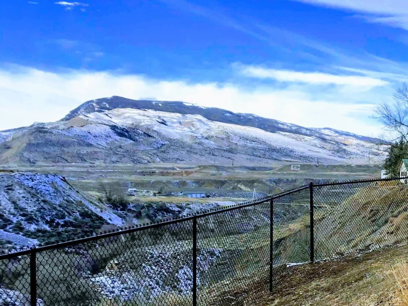 Wheatland Wyoming commercial fencing contractor